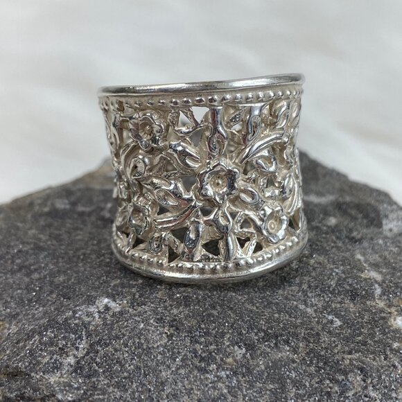 NOVICA Handmade Sterling Silver Flower Ring 'Mae Ping Jasmine' - Floral Openwork Band From Thailand - View #8